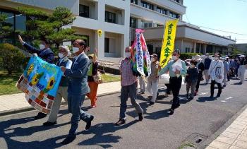 平和行進