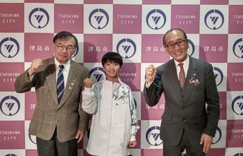 バドミントン全国大会出場表敬訪問